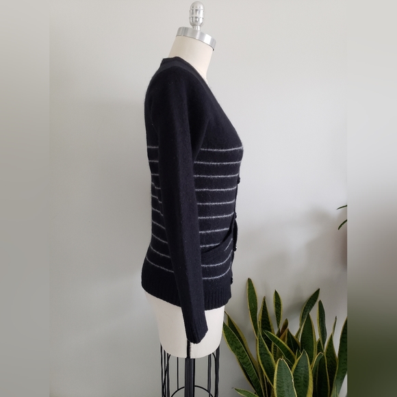 NOBIS Lambswool and Angora Cardigan with Asymmetrical Pockets - Picture 3 of 8